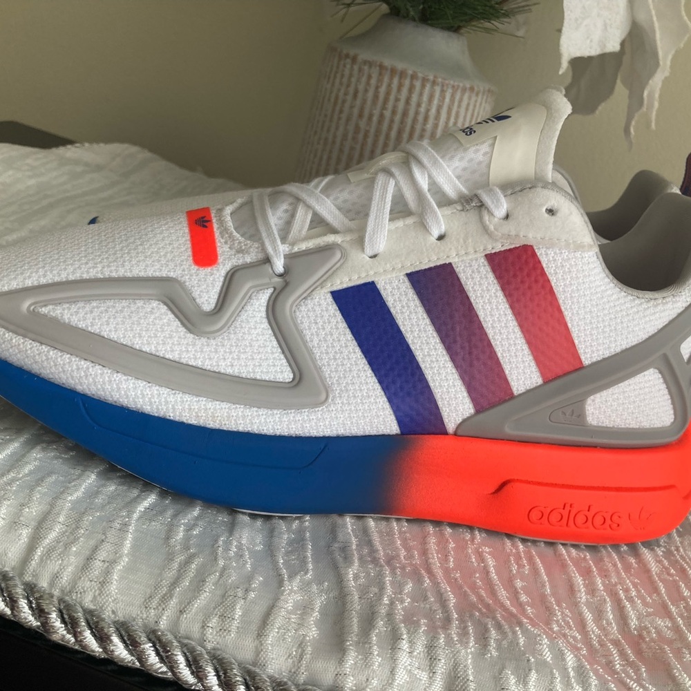 Adidas ZX 2K Boost White Red Blue Sneakers - Picture 3 of 10